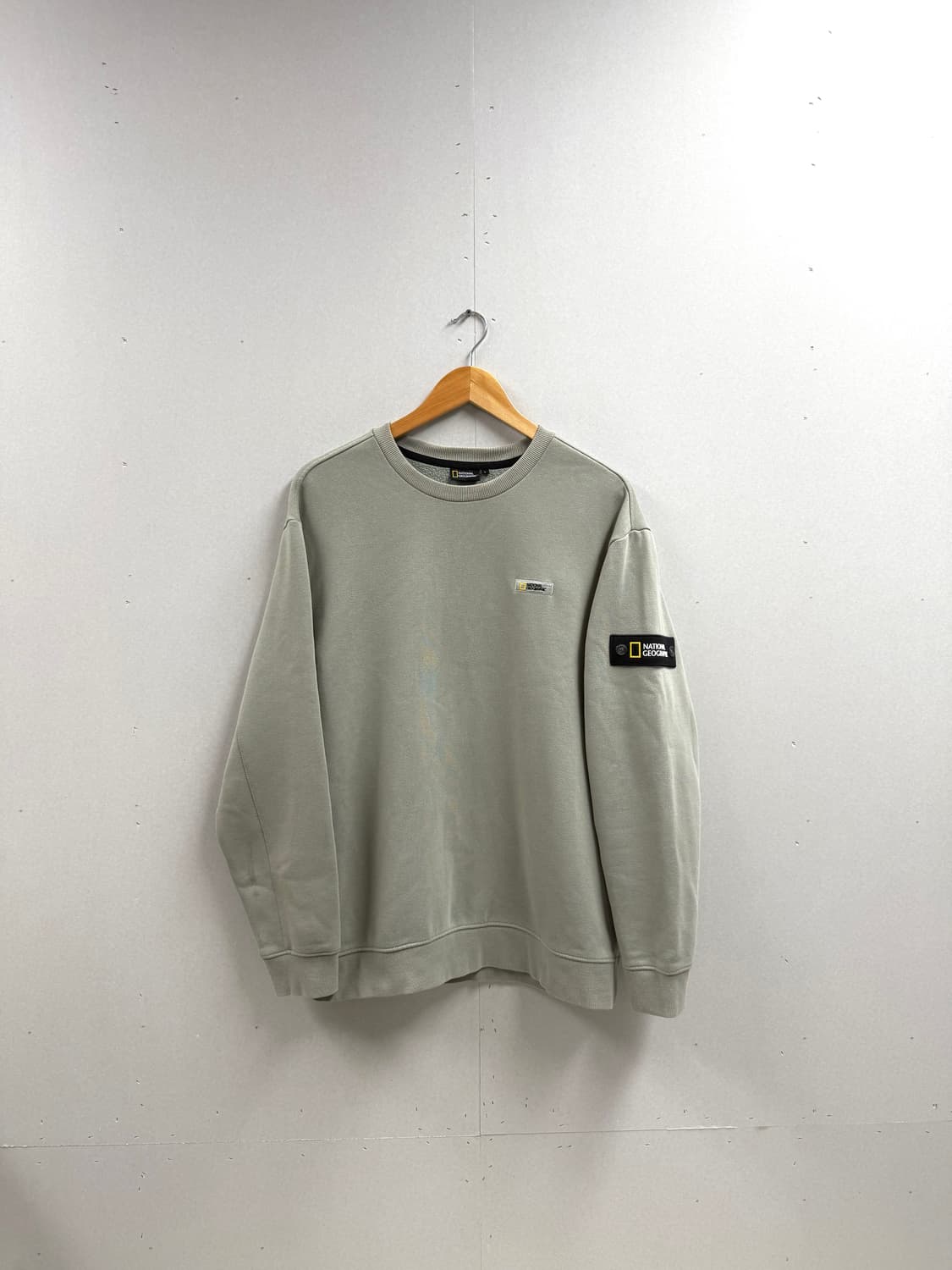 남성 L / 내셔널지오그래픽 와펜 맨투맨 카키 상품이미지1