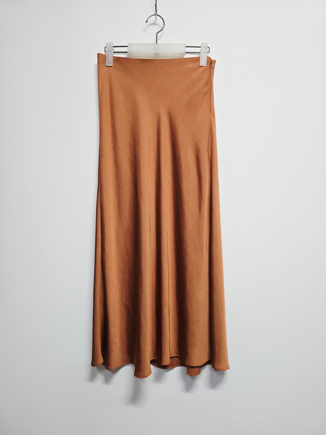 한섬 더캐시미어  롱 스커트 새틴 스타일 상품이미지1