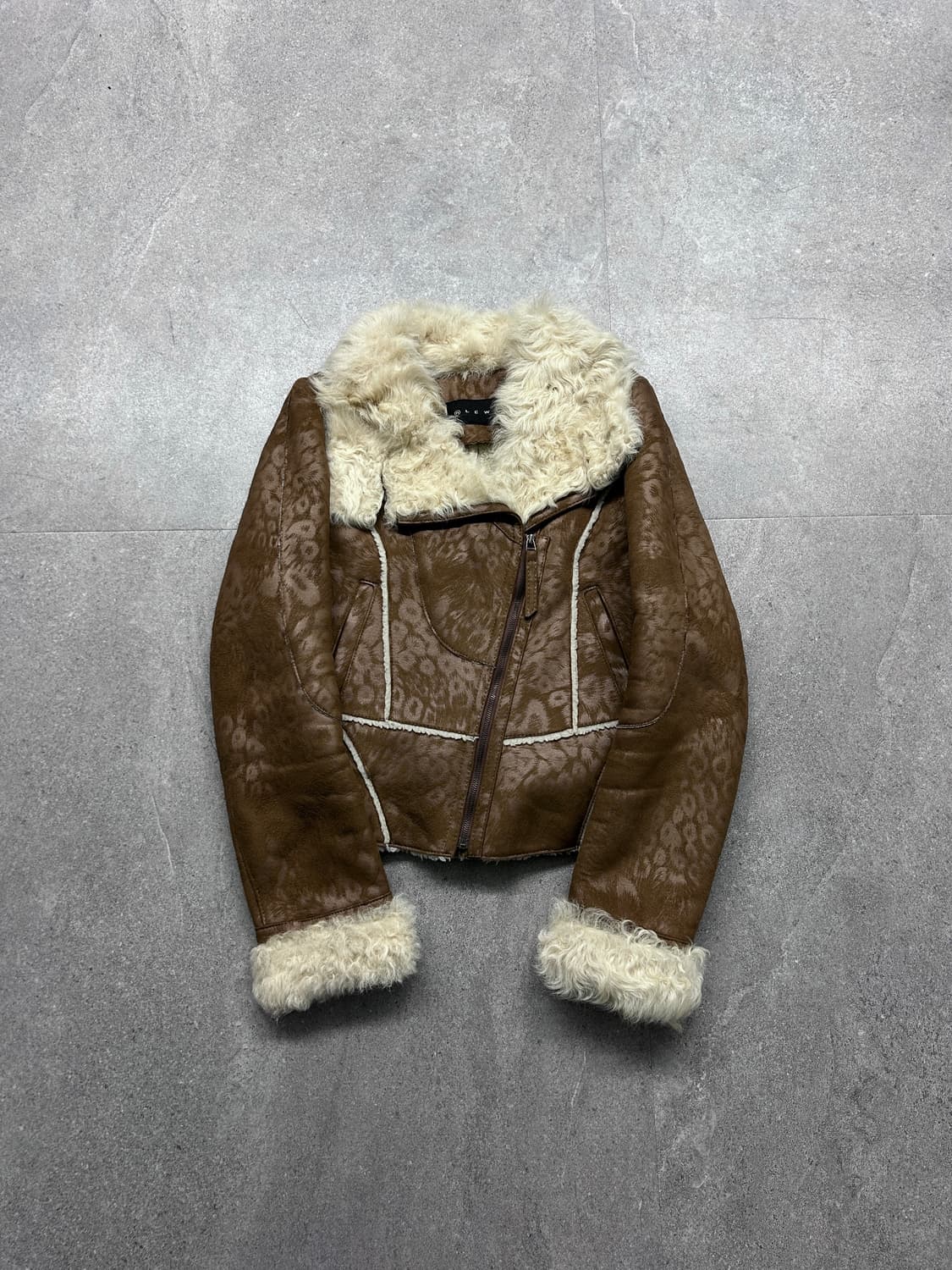 LEWE 레오파드 시어링 자켓 상품이미지1