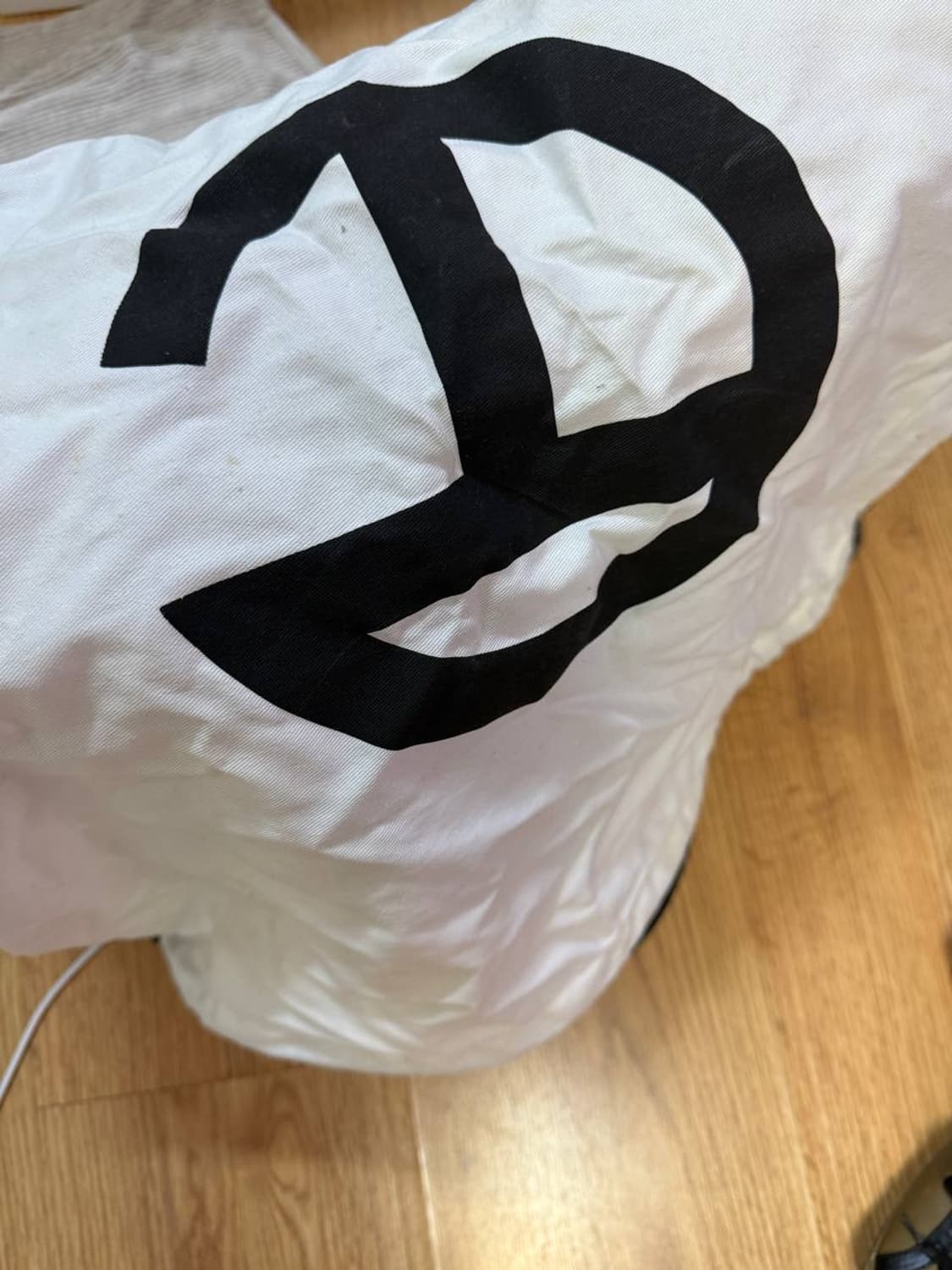 텔파 x 무스너클 미디움 퍼프백 블랙 판매 상품이미지3