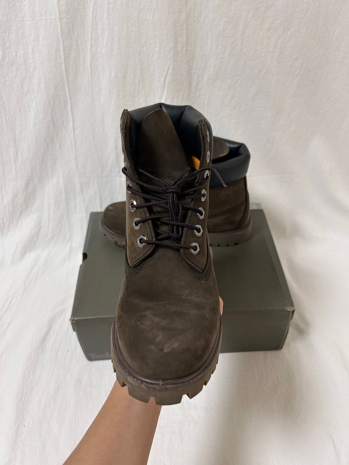 팀버랜드 6인치 스웨이드 부츠 다크 브라운 250mm 상품이미지5