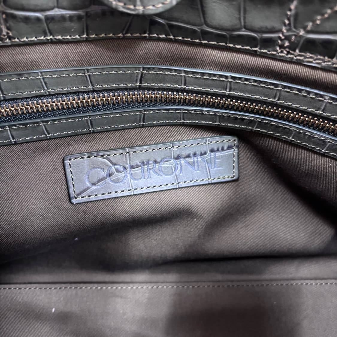 F 쿠론 크로커 엠보가죽 토트백 0415E 상품이미지4