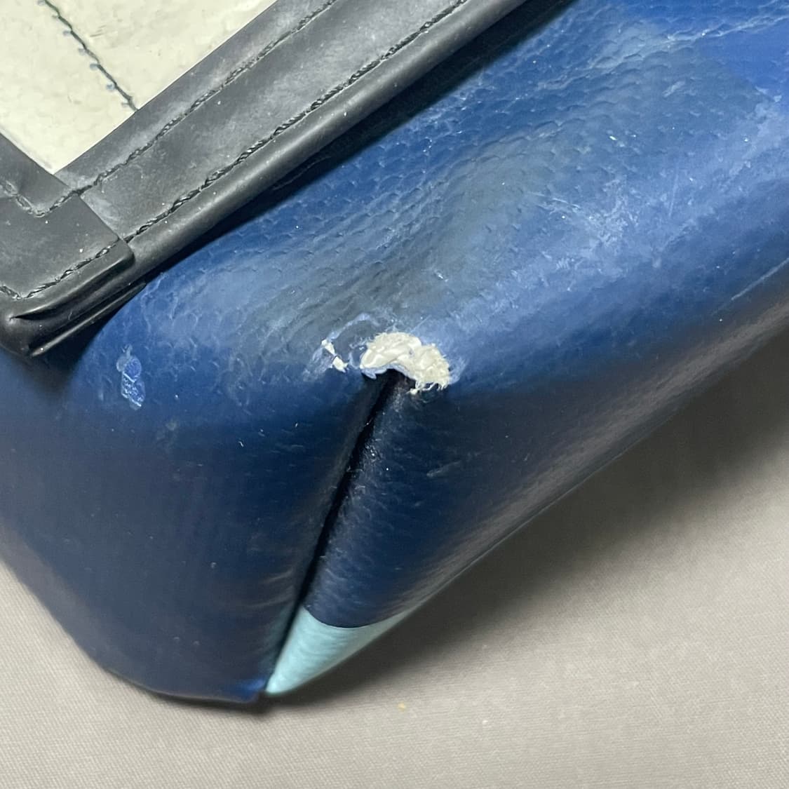 프라이탁 라씨(파/흰) 상품이미지8