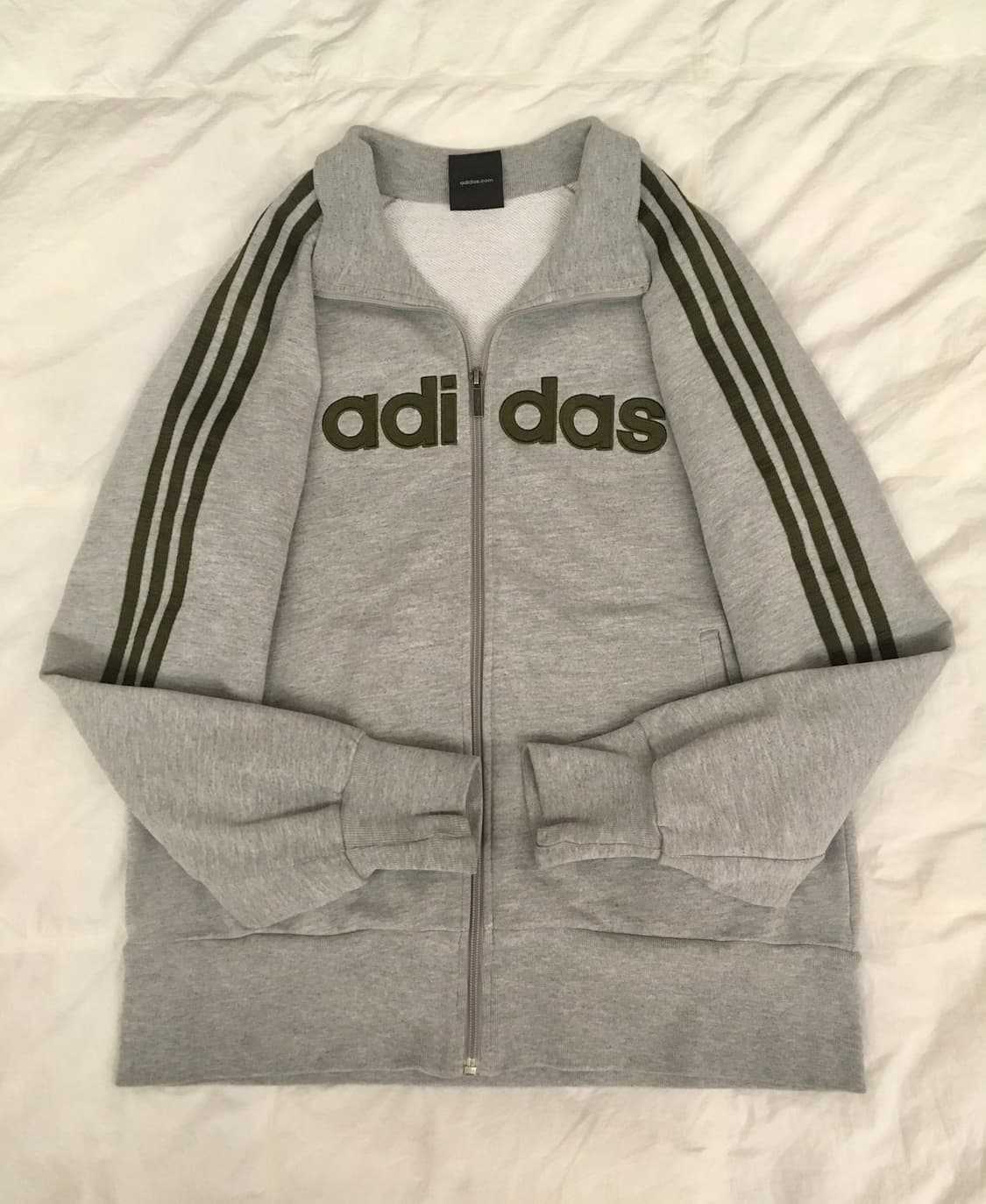 아디다스 말차 그레이 카키 져지 집업 스포티 상품이미지3
