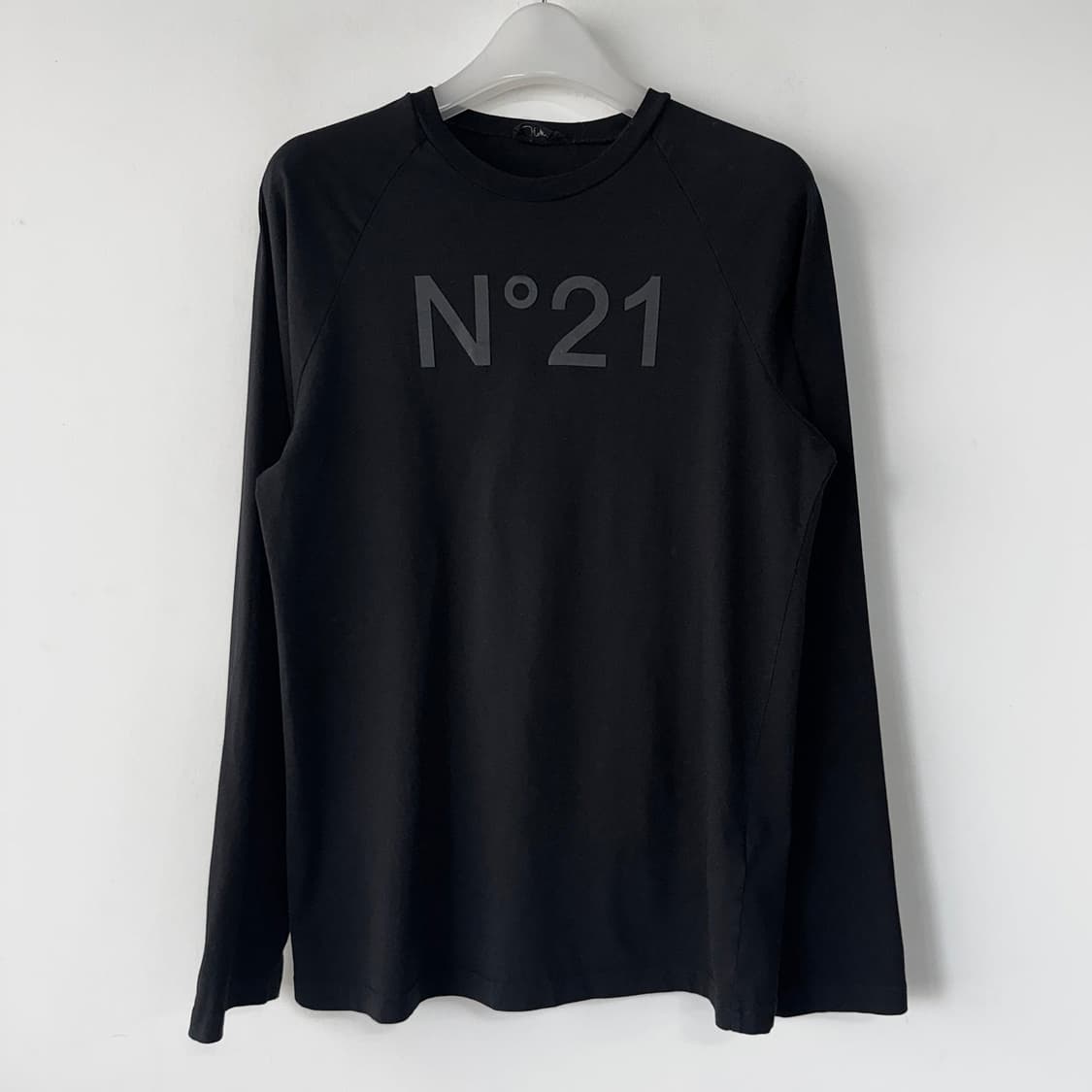 N21 코튼 로고 긴팔 티셔츠 상품이미지1