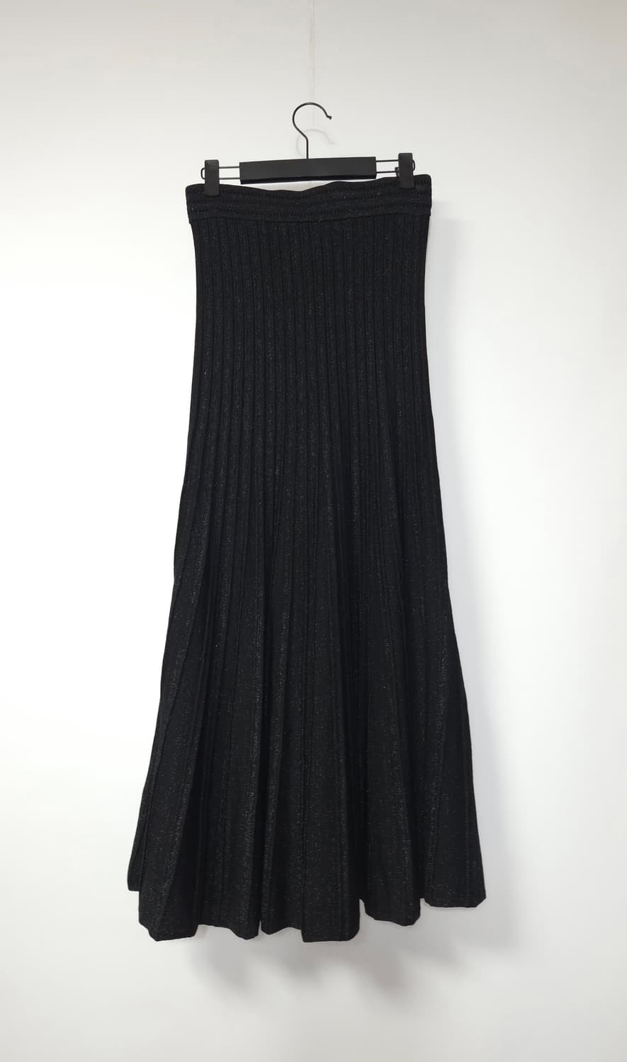 산드로 메탈릭 니트 플리츠 밴딩 롱스커트 1 사이즈 상품이미지5
