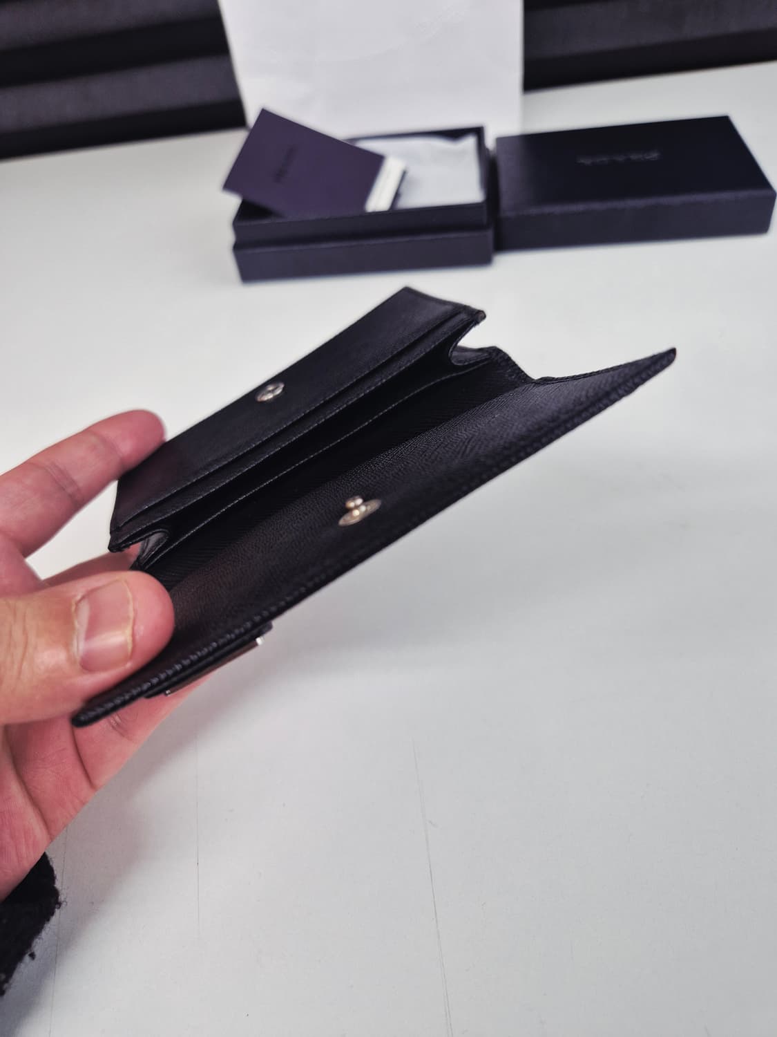 프라다 사피아노 남성 카드지갑 상품이미지10