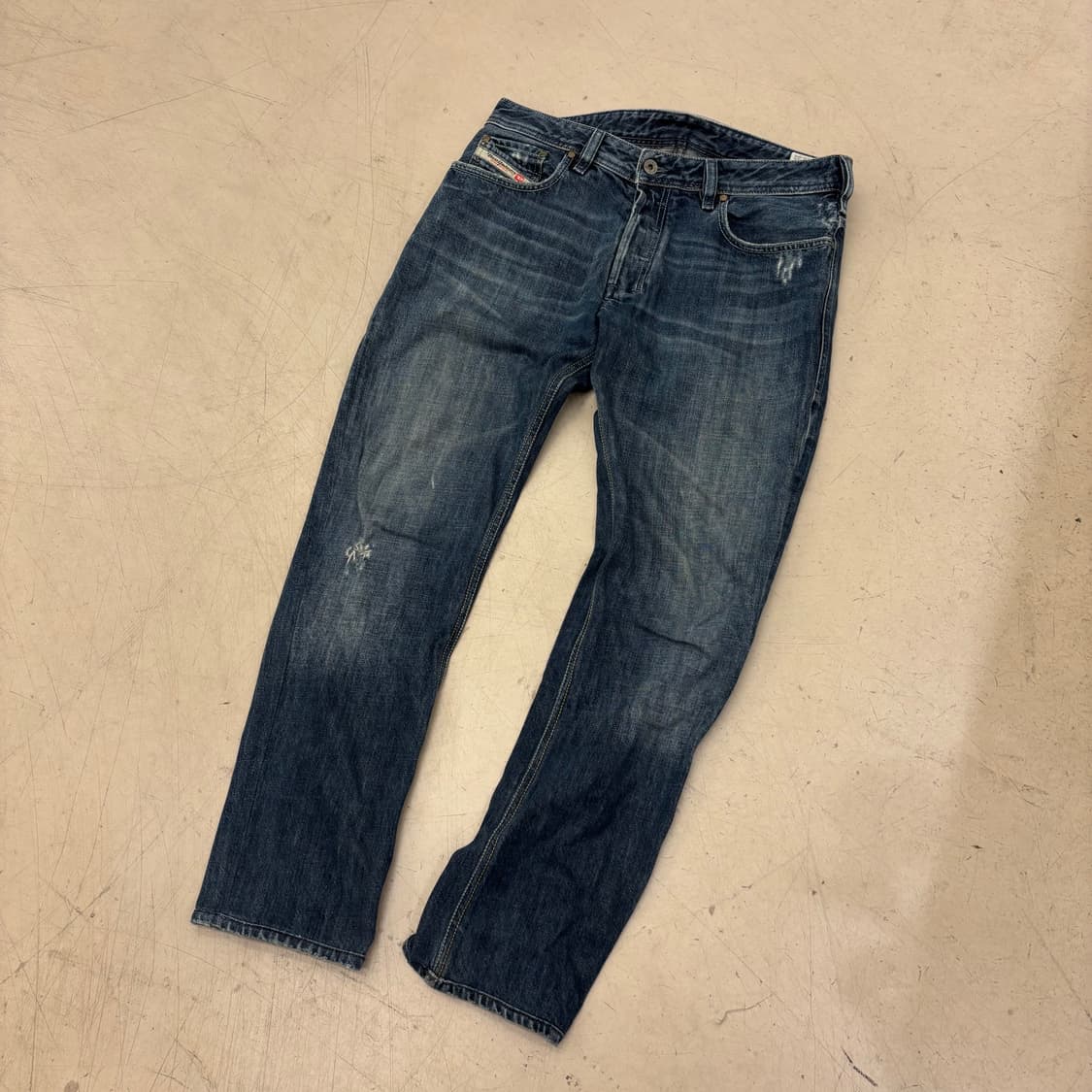 디젤 데미지 워싱 데님 팬츠 상품이미지1