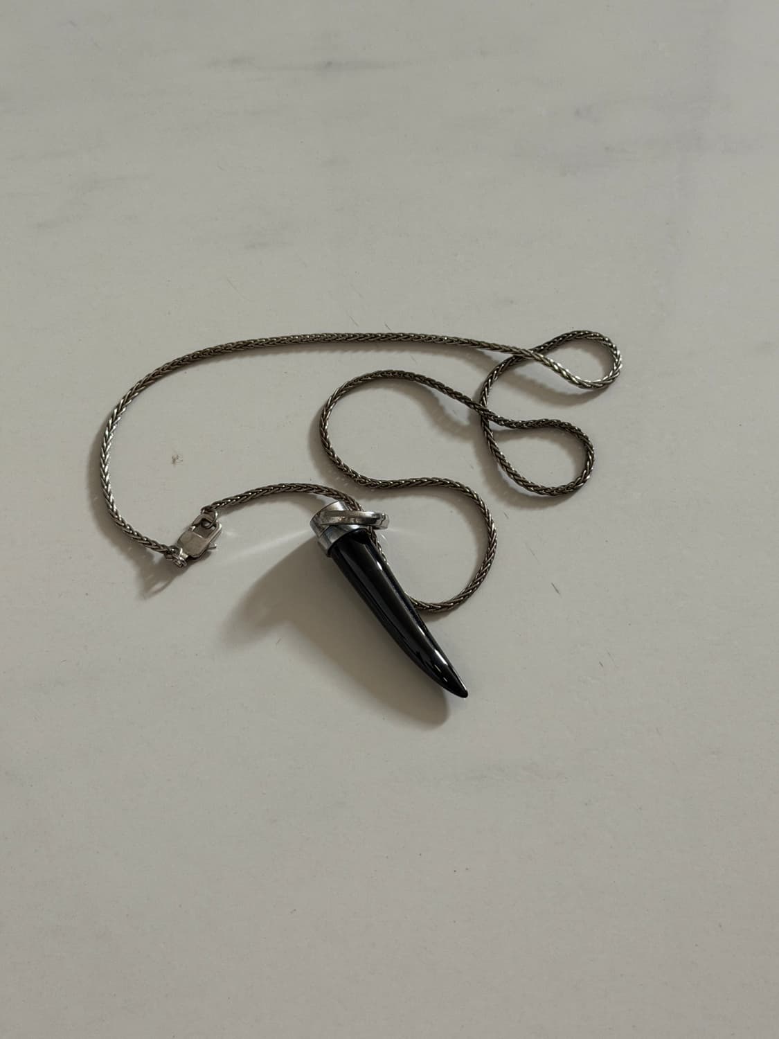 엠포리오 아르마니 뿔 펜던트 목걸이 상품이미지1