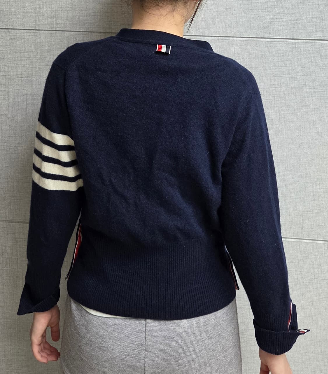 톰브라운 캐시미어100% 유니섹스 가디건 상품이미지9