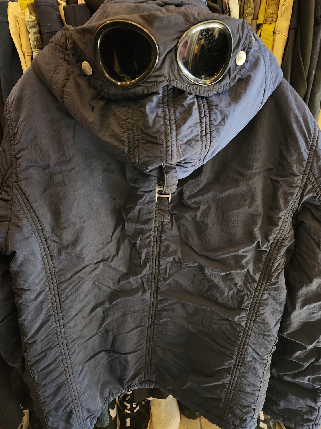 CP컴퍼니 패딩 상품이미지4