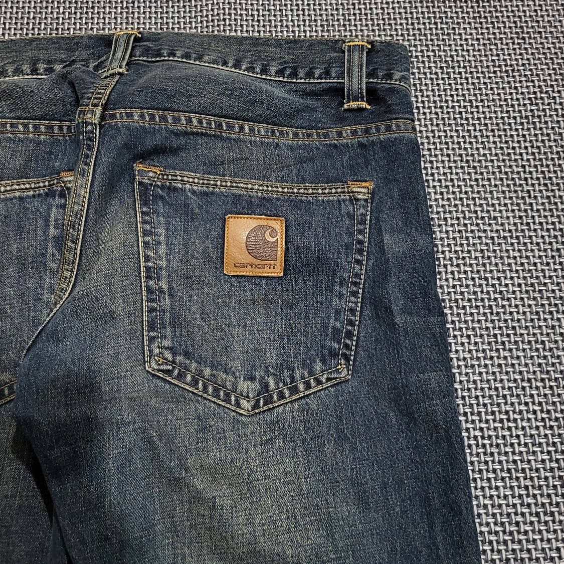 칼하트 빈티지 레더 패치  워크 워싱 데님 팬츠 (32) 상품이미지3
