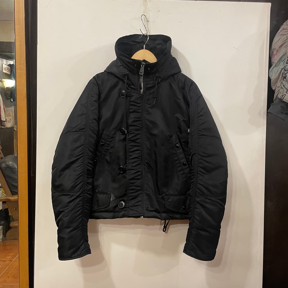 알파인더스트리 리메이크 크롭봄버 L 상품이미지1