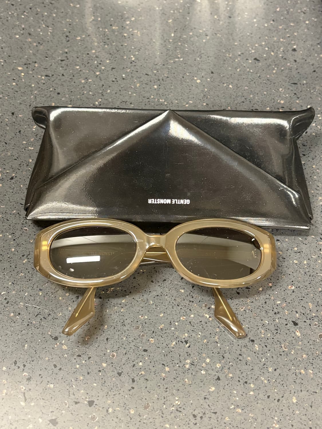 젠틀몬스터 OTO 브라운 Brown 상품이미지1