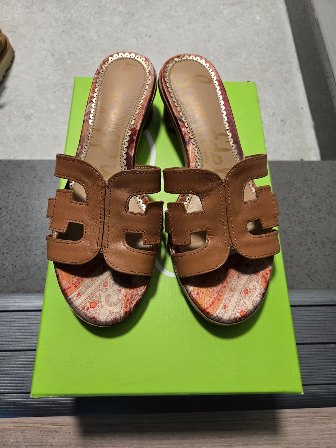 샘아델만  물 샌들us5 상품이미지1