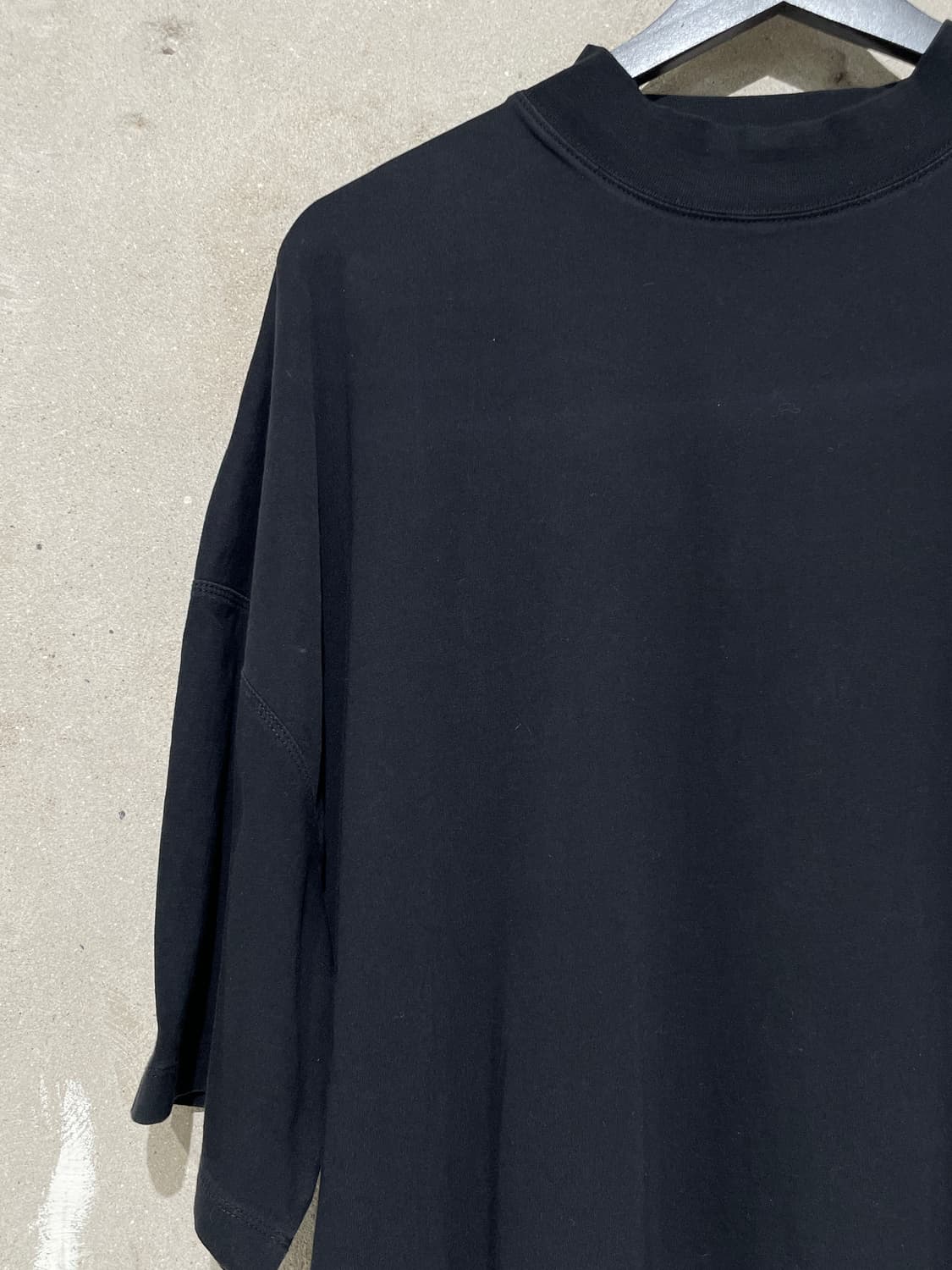 질샌더 블랙 코튼 오버 하프티 상품이미지2