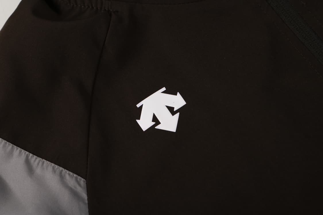 [L] 데상트 베이스볼 후드 바람막이 자켓 상품이미지4