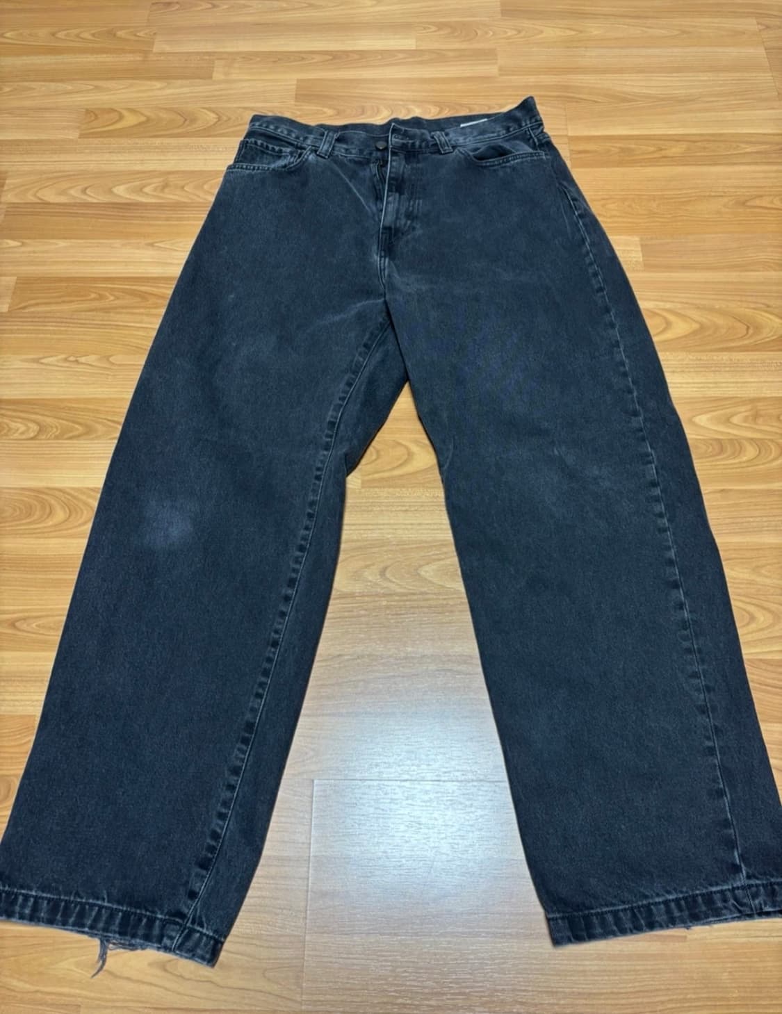 칼하트 랜던 와이드 데님 블랙 색상 32사이즈 상품이미지3