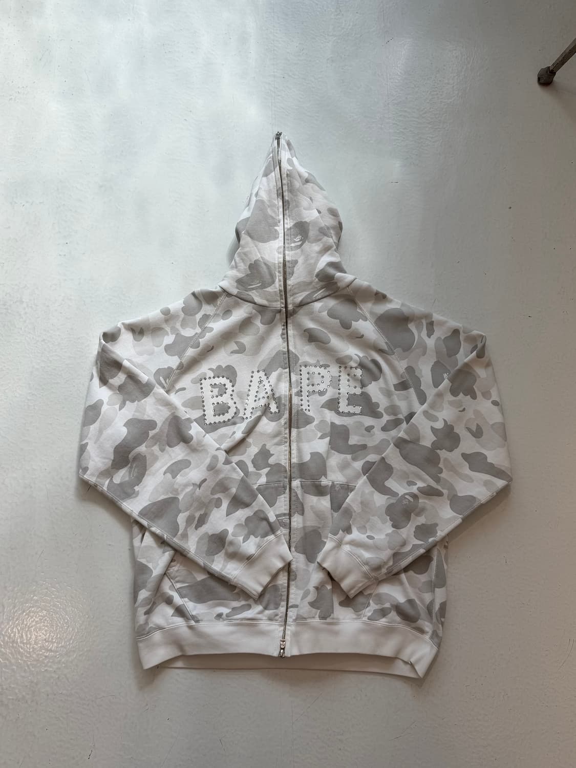Bape x Swarovski 카모 풀집 후드 상품이미지1