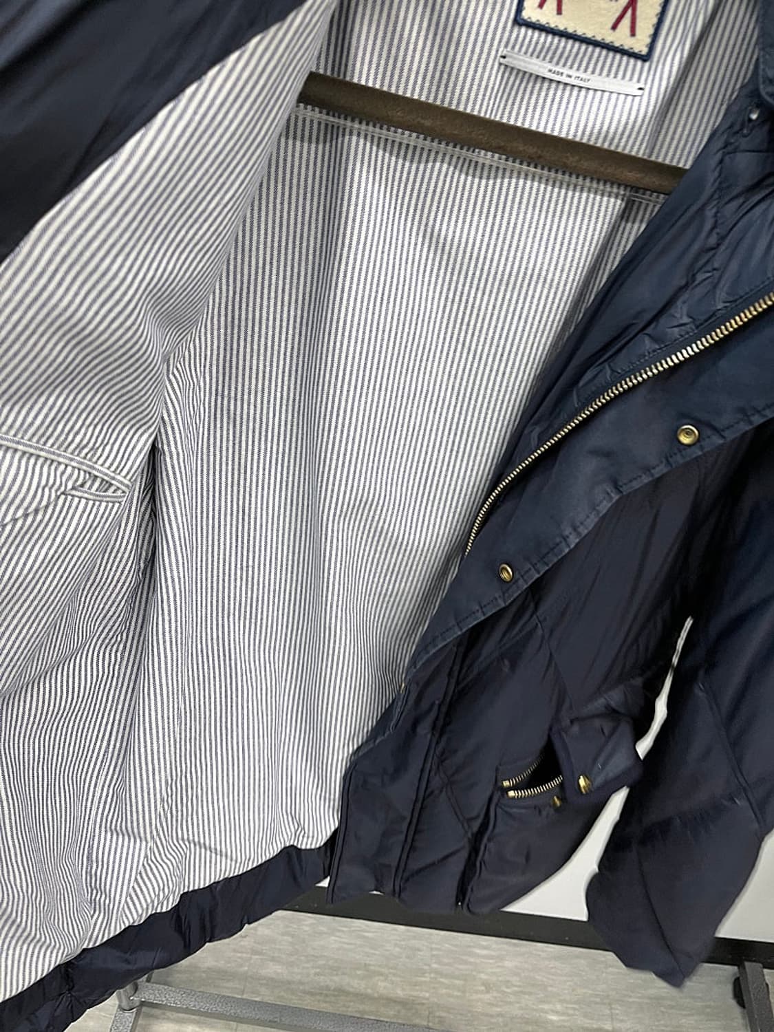 105) 몽클레어 감마블루 퀼팅다운패딩  상품이미지5