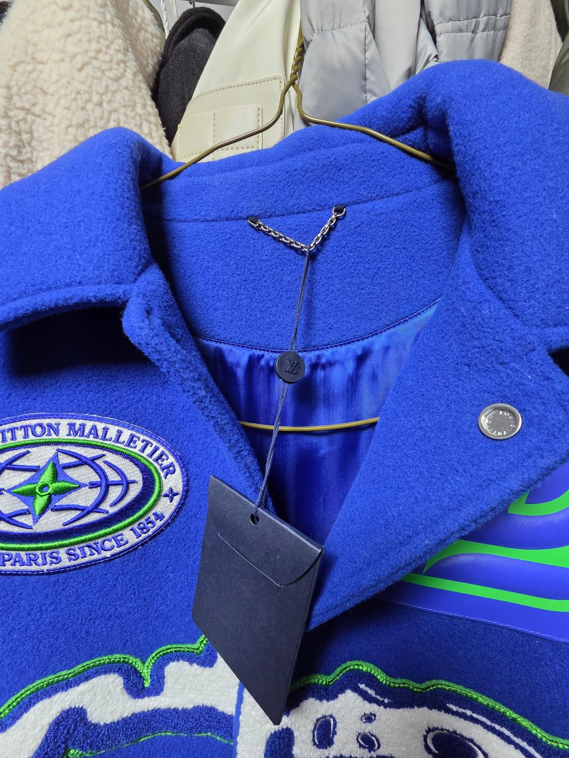 루이비통 엠브로이드 바시티자켓 상품이미지2