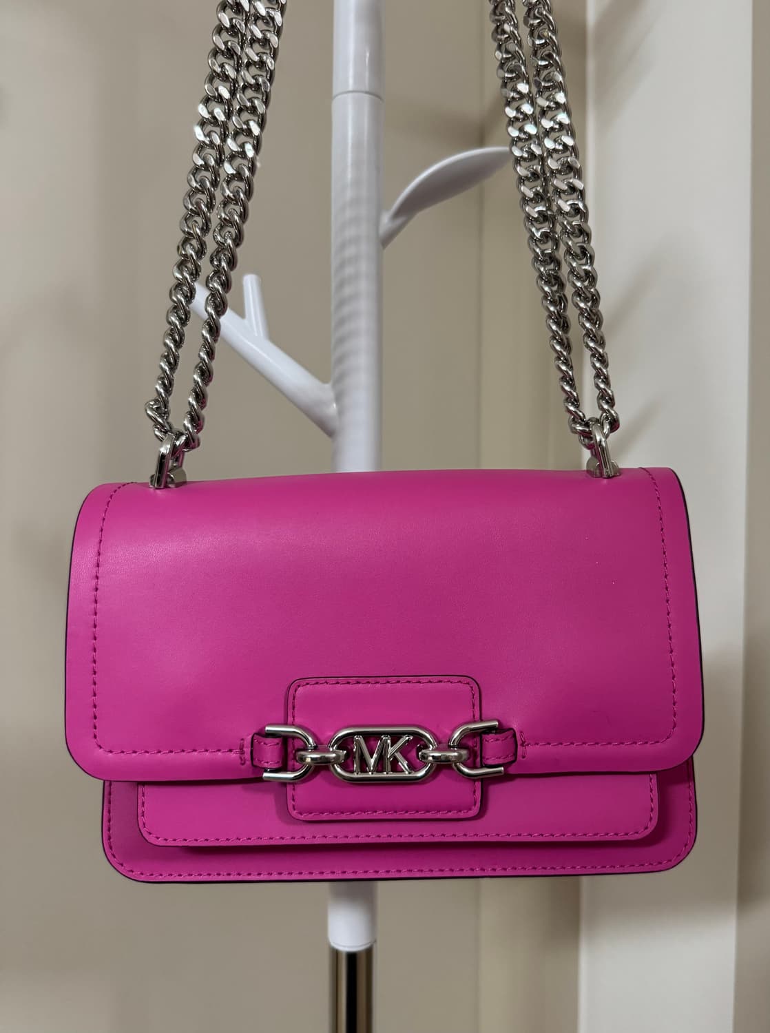 마이클코어스 헤더 체인숄더백 상품이미지1