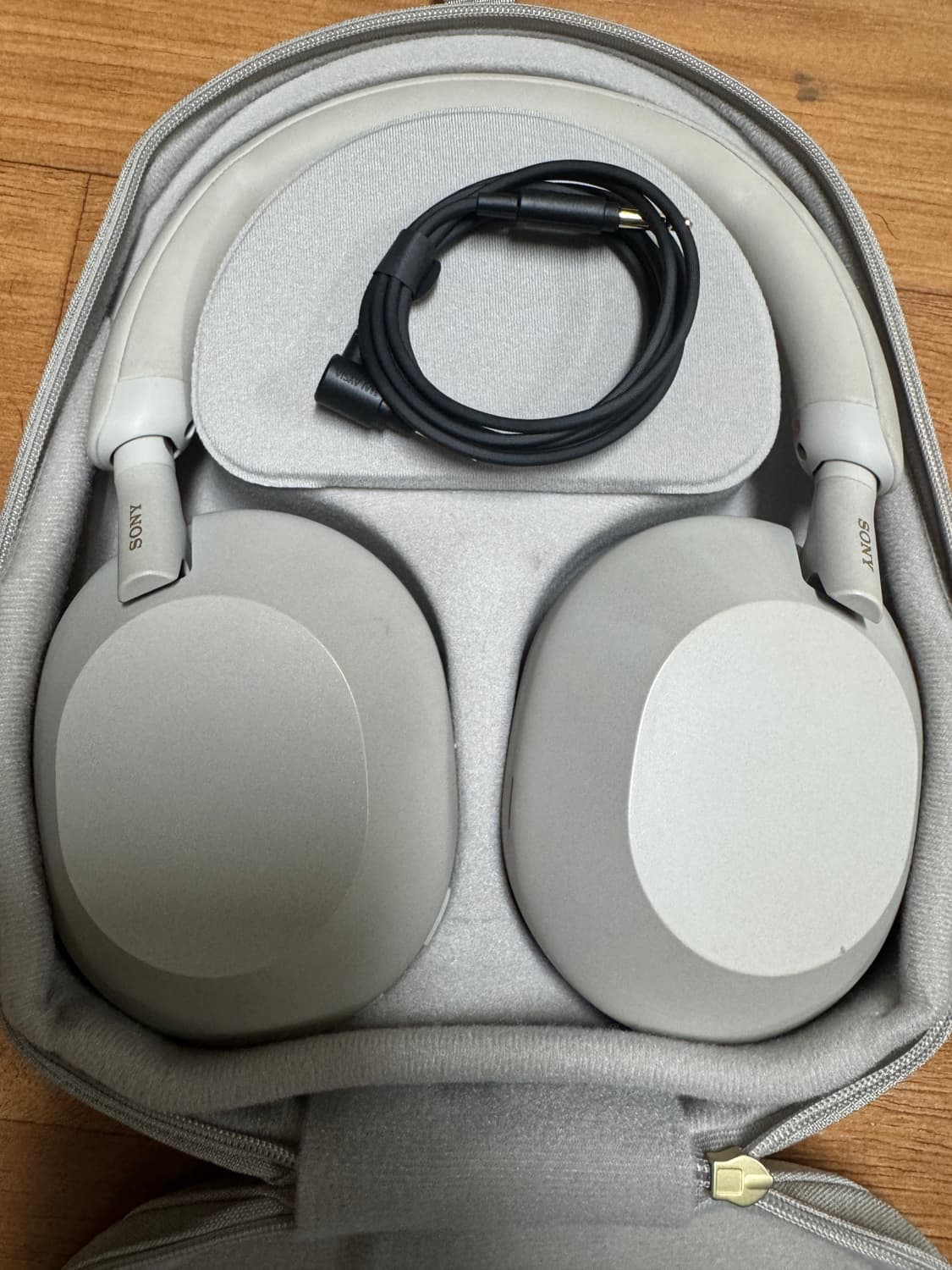 소니 WH-1000XM5 실버 상품이미지1