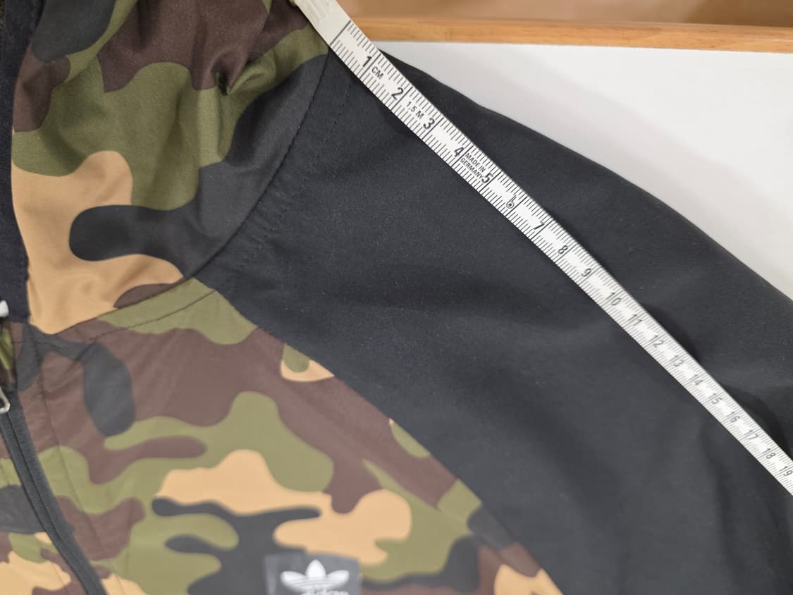 아디다스 카모 자켓 팝니다. 상품이미지6