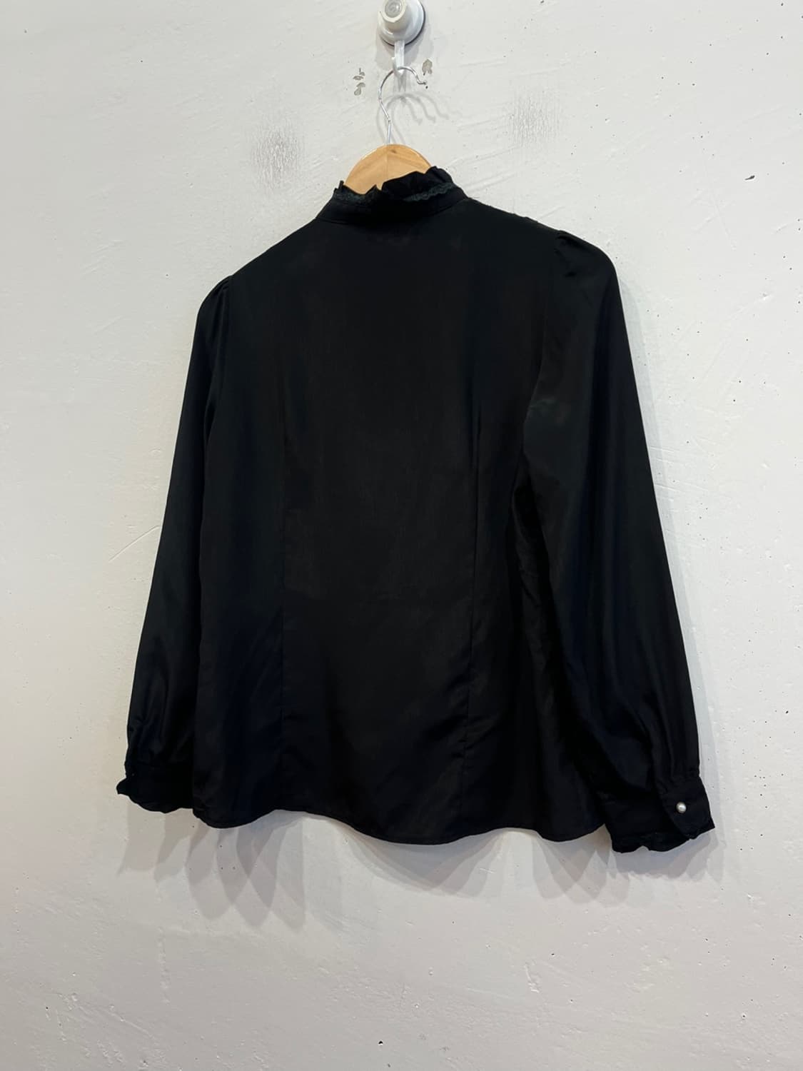 액시즈팜 프릴 블라우스  상품이미지4