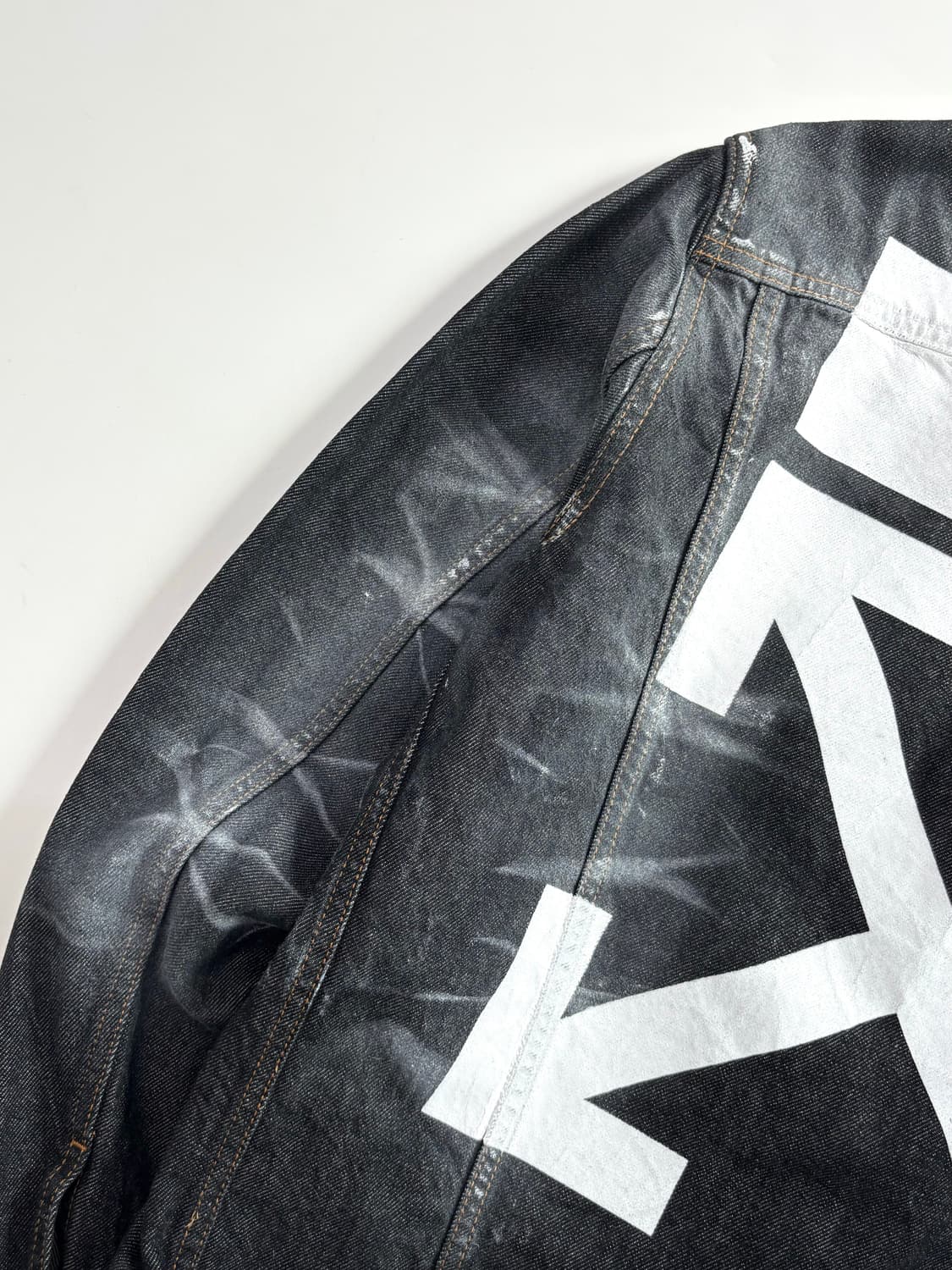 Off White 오프화이트 애로우로고 흑청 데님 자켓 상품이미지7