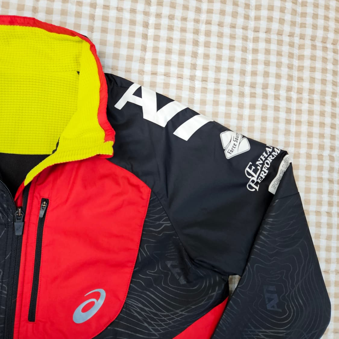 아식스 A77 간절기 집업자켓 남자100 상품이미지3