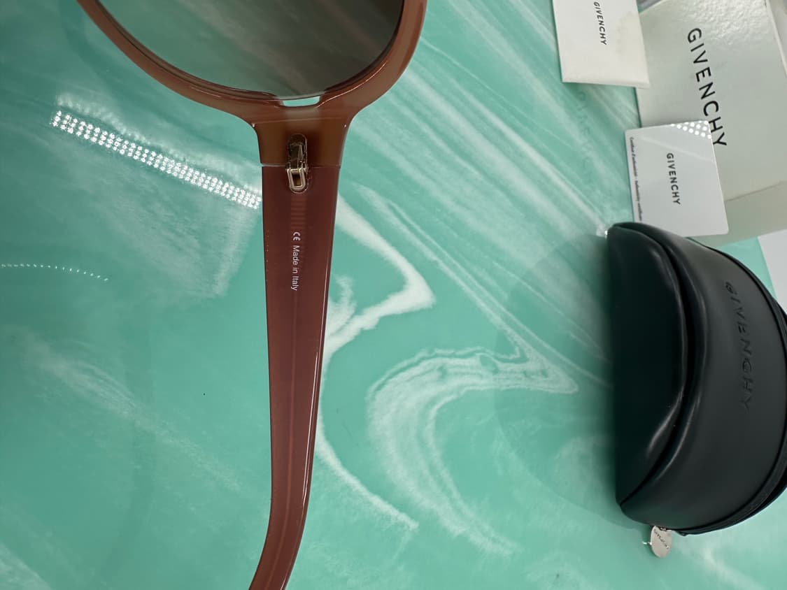 [새상품/무료배송] Made In Italy 지방시 선글라스 상품이미지6