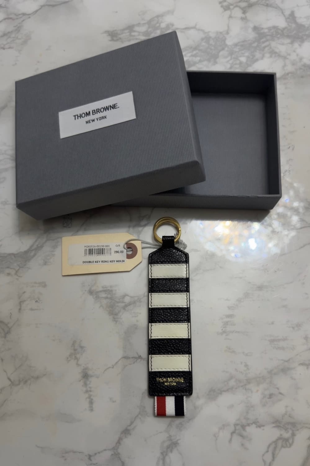 톰브라운 더블 키링 상품이미지1