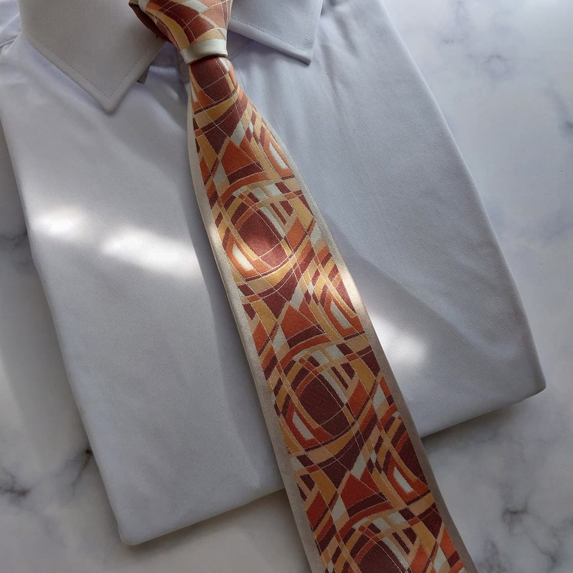 밀라숀 실크 베이지&레드 패턴 넥타이 9.3cm A+등급 K993
 상품이미지5