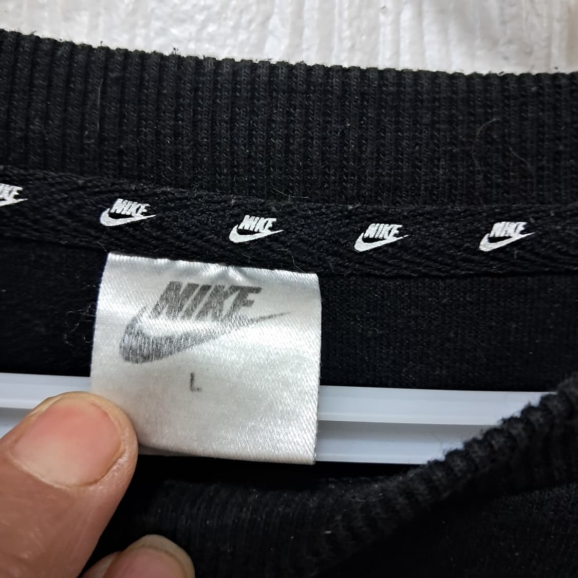 나이키 블랙 맨투맨 티셔츠 L 상품이미지4