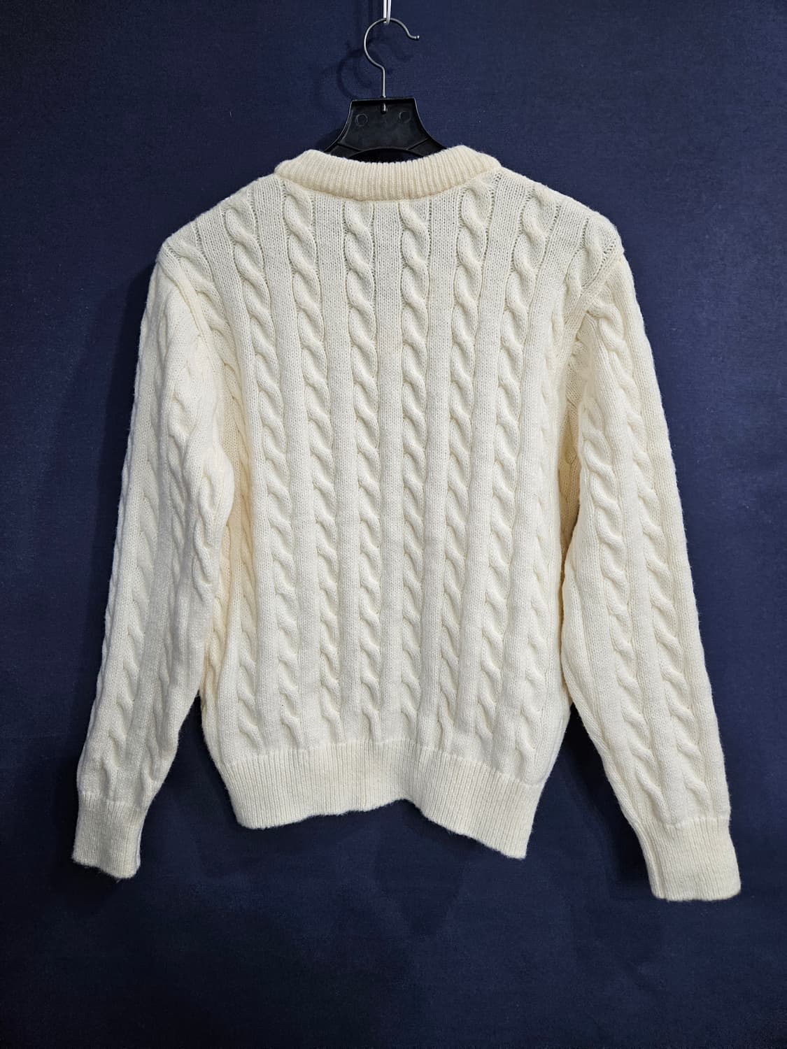 dscompany 아이보리 남성 100 꽈배기 브이넥 니트  상품이미지2