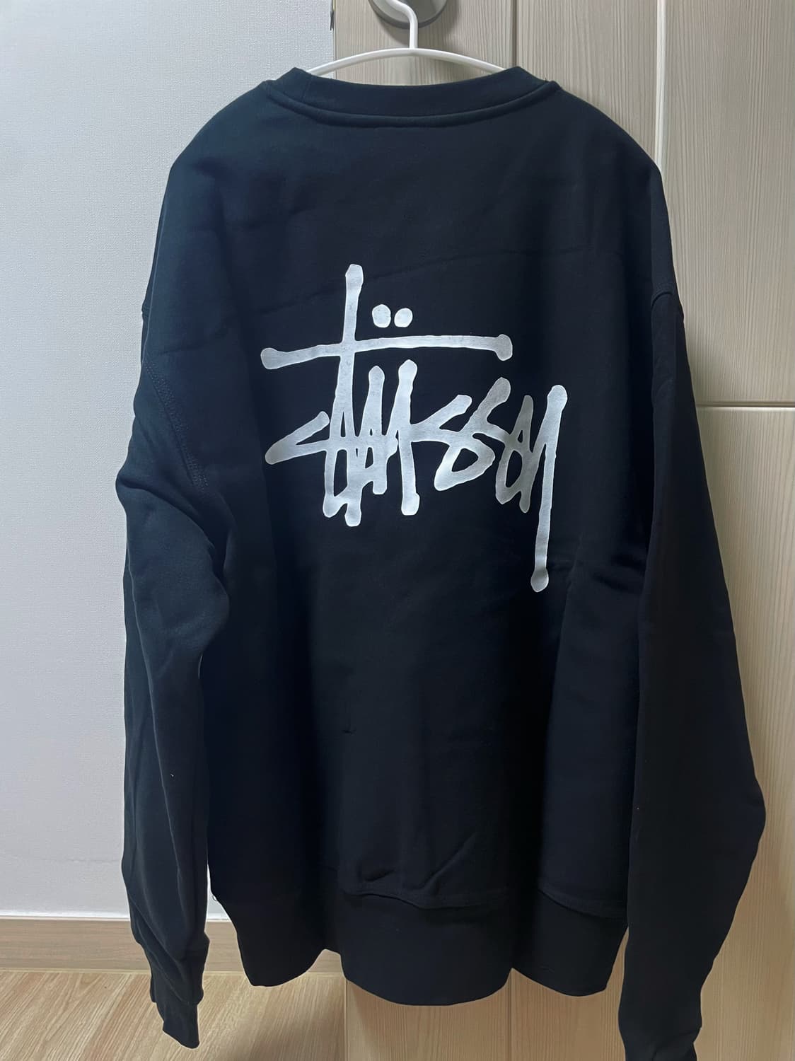 스투시 베이직맨투맨 새상품 상품이미지1