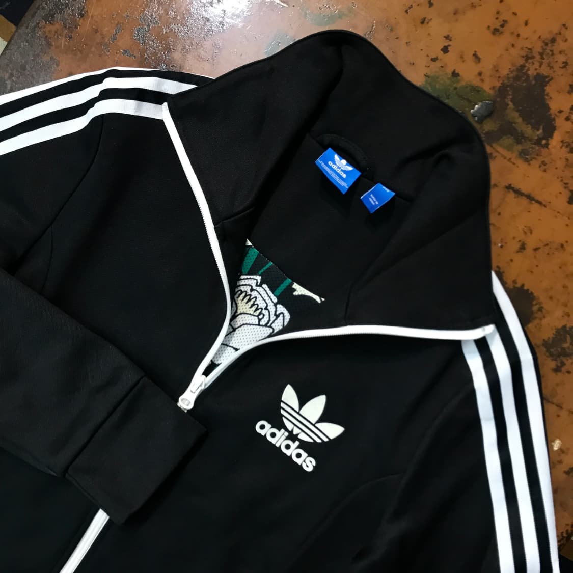 아디다스 유로파 블랙 집업 져지 여성 55 사이즈 상품이미지3
