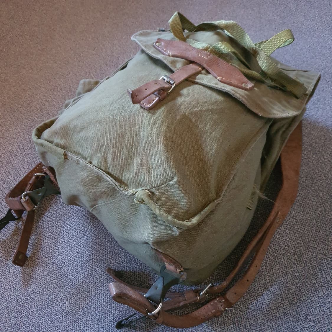 70s 루마니아군용 배낭 상품이미지2