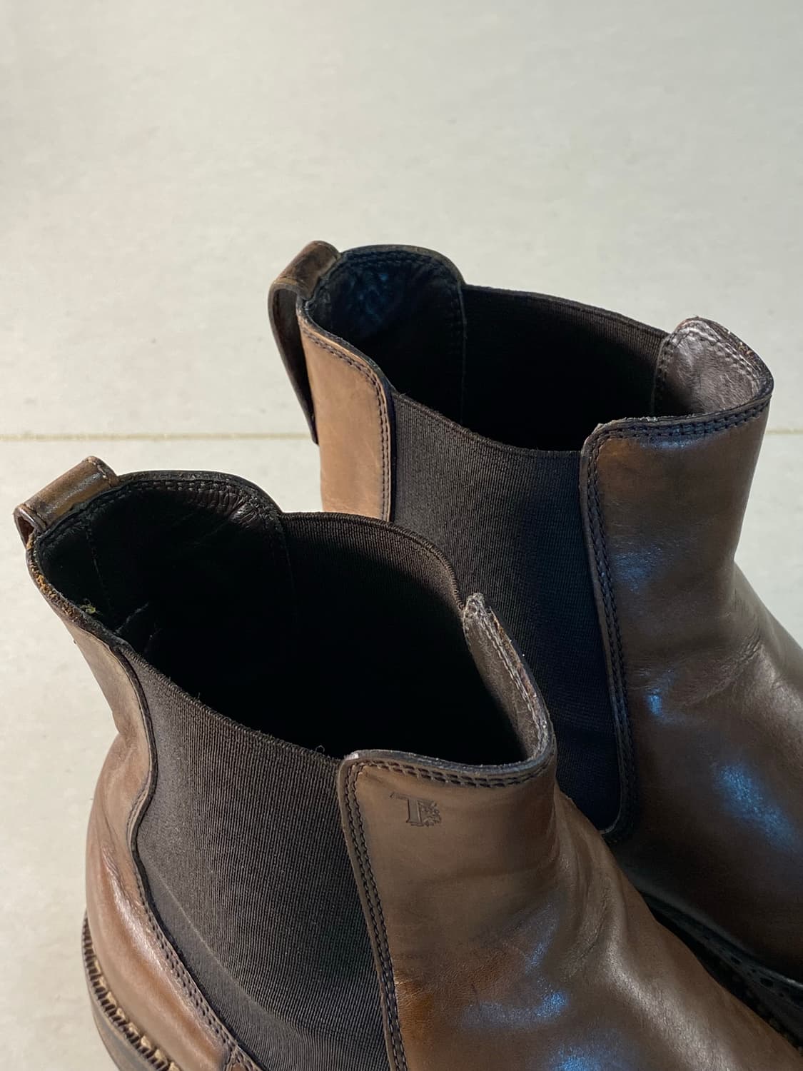 토즈 윙팁 첼시 부츠 (265cm / 7반 사이즈) 상품이미지3