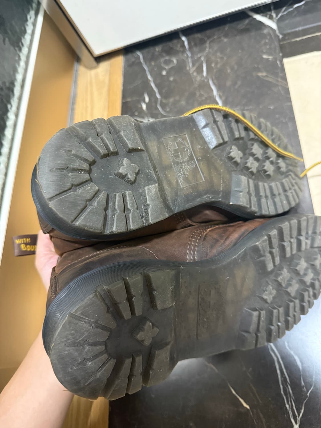 닥터마틴 디스이즈네버댓 280 상품이미지5