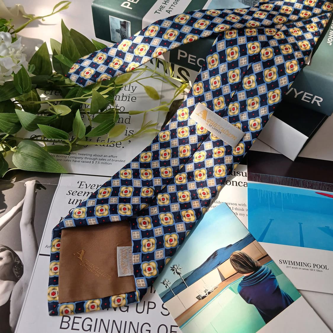 아쿠아스큐텀 네이비 옐로우 패턴 넥타이 9.9cm A+등급 E776
 상품이미지5