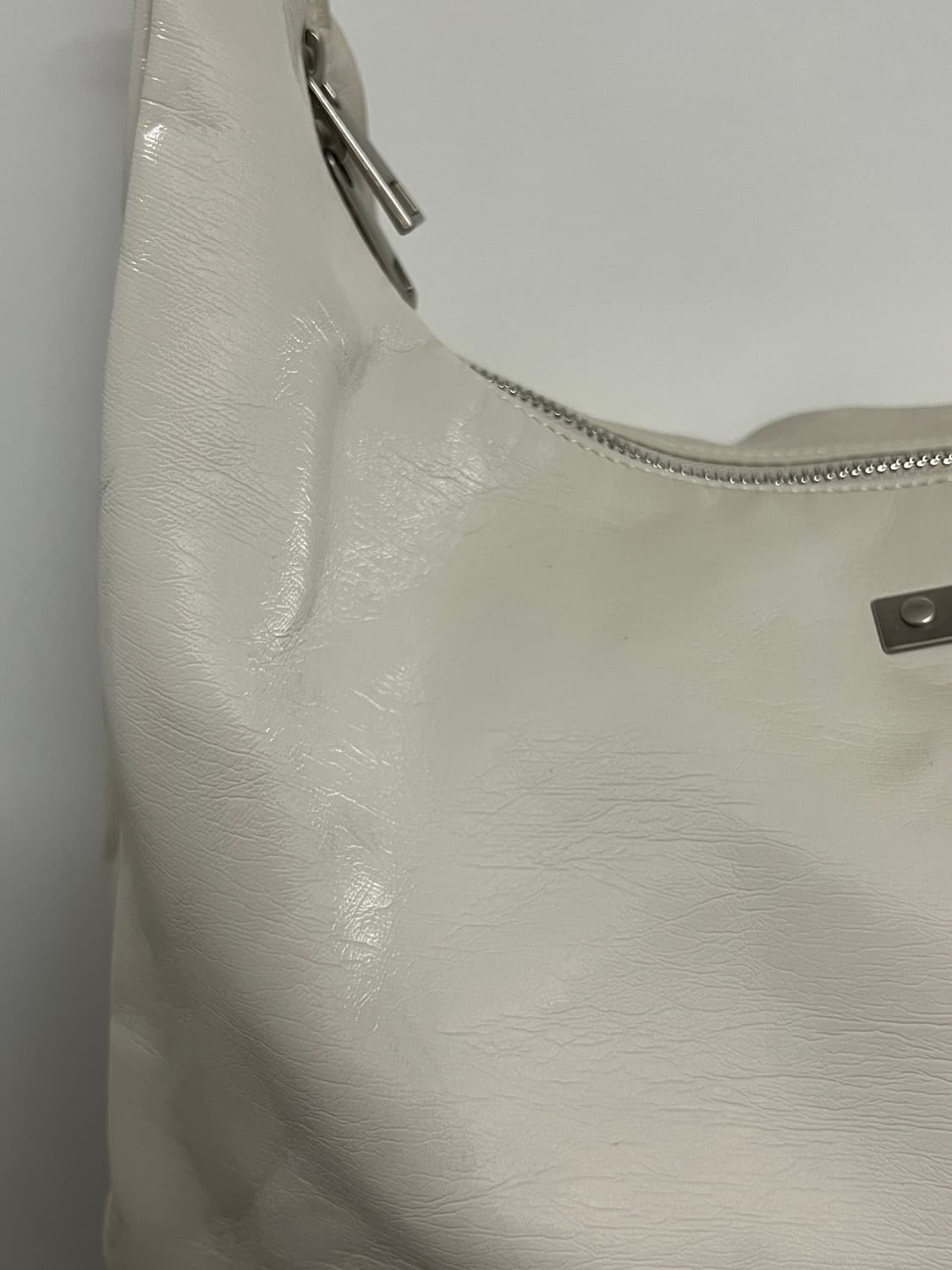 팔렛 크랙 레더 아이보리 문백 상품이미지5