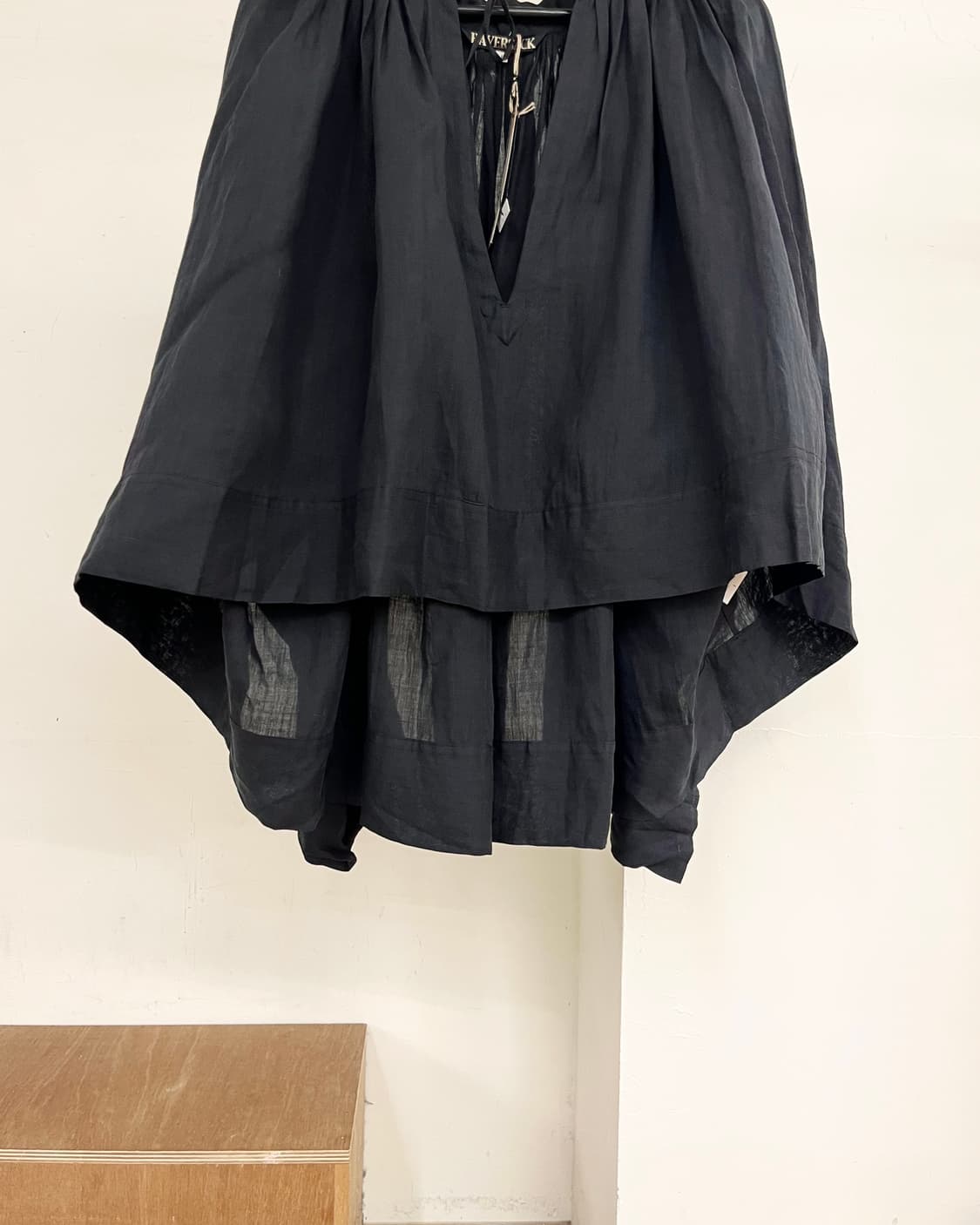 하버색 블랙 린넨 탑 상품이미지5