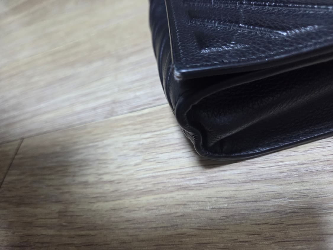 발렌시아가 카 플랩,크로스백 블랙 상품이미지5