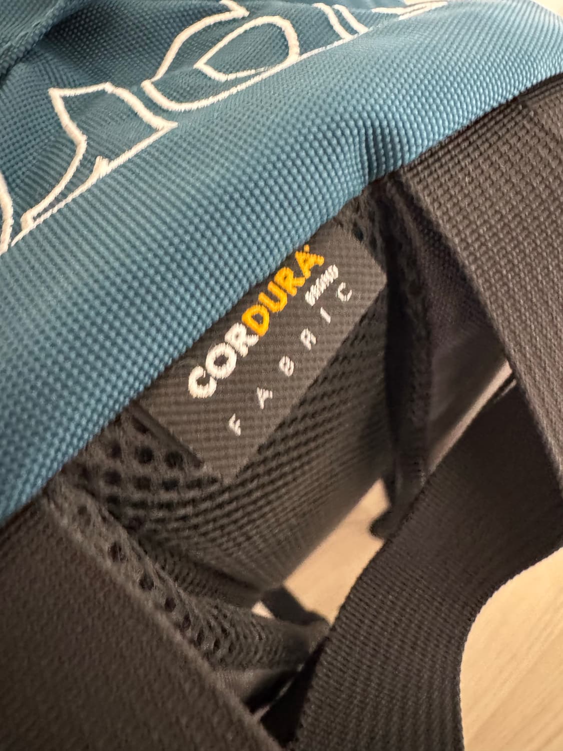 [새제품] 슈프림 백팩 19FW 다크틸 상품이미지4