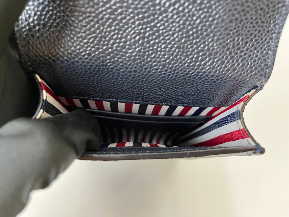 톰브라운 사선 스프라이트 폰 홀더 미니백 상품이미지9