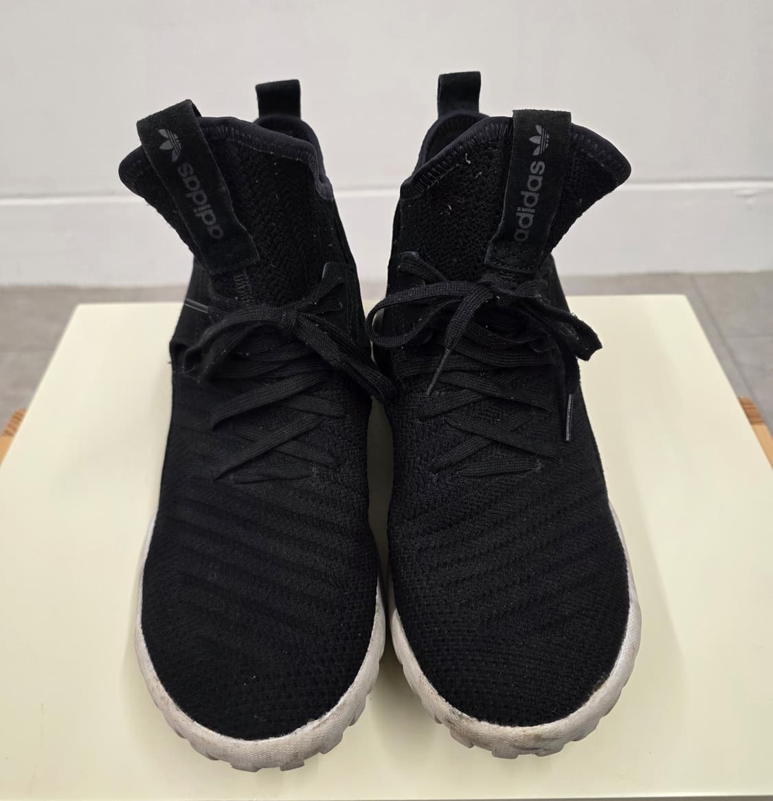 아디다스 오리지널스 튜블러x프라임니트. 싸이즈 255
 상품이미지1
