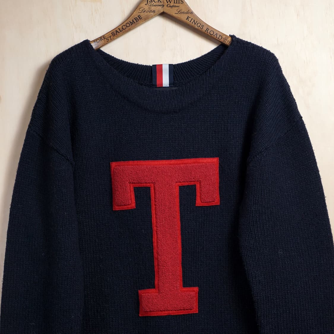 타미힐피거 로고 패치 니트 상품이미지2