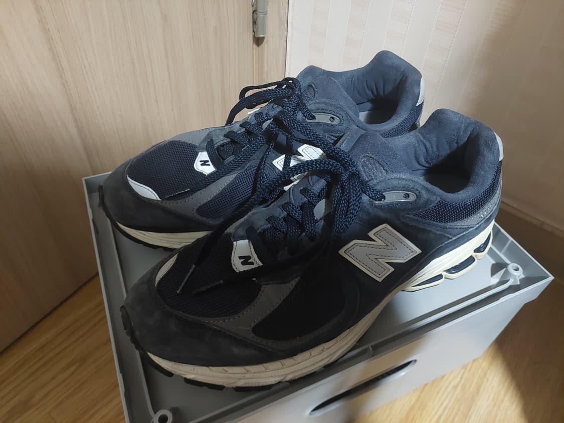 [285] 뉴발란스 2002R 이클립스 캐슬락 네이비 상품이미지1